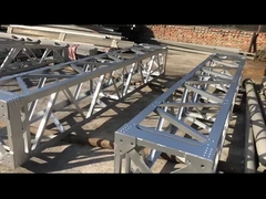 টাওয়ার নির্মাণের জন্য জিন পোল