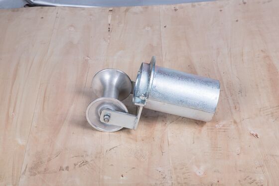 কেনা 1 বছরের ওয়ারেন্টি এবং সহজ তারের খাওয়ানোর জন্য 4.3 কেজি ওজন সহ শক্তিশালী ইস্পাত তারের প্রবেশদ্বার বেলমাউথ রোলার online manufacture