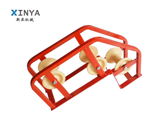 ক্ষয় প্রতিরোধী এবং পরিধান প্রতিরোধী তারের টানার জন্য ট্রিপল নাইলন রোলার ডিজাইনের সাথে 10 কেএন নামমাত্র লোড ক্যাবল কোণার রোলার